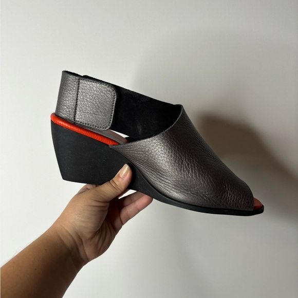 Arche leather gray and‎ black wedge heels size 40 - Picture 8 of 9